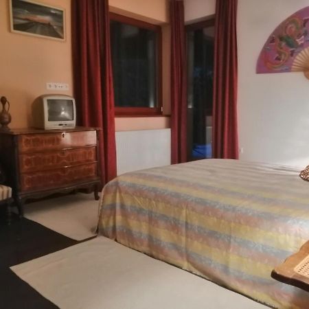 Vizaknai Apartmanhaz Szekesfehervar Exterior photo